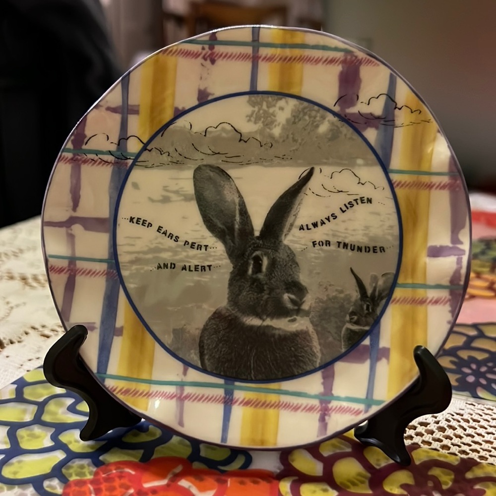Bunny🐰💕 cute decorative ceramic plate with stand